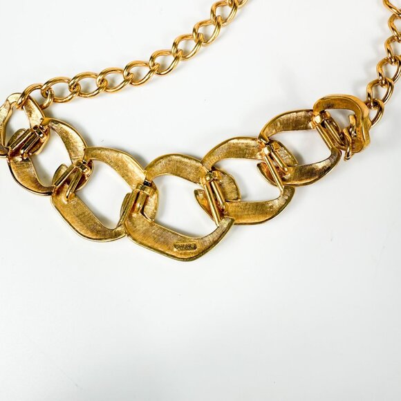 Monet Red Cream Enamel Gold-Tone Chain Link Necklace Chunky Statement - Picture 2 of 4